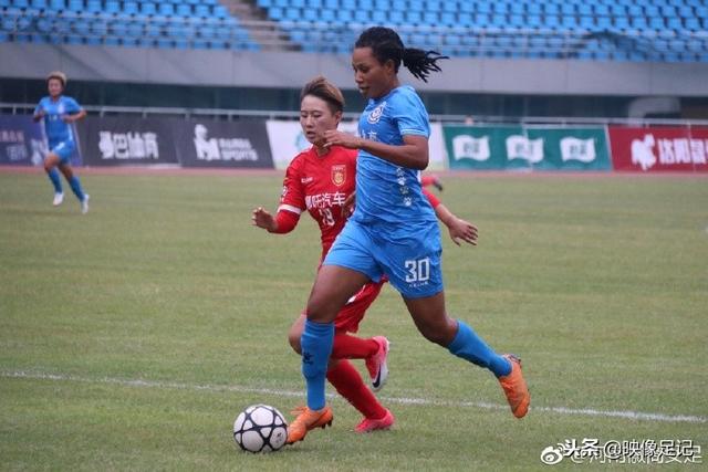 库兹马季前赛表现回顾：22分钟内贡献12分